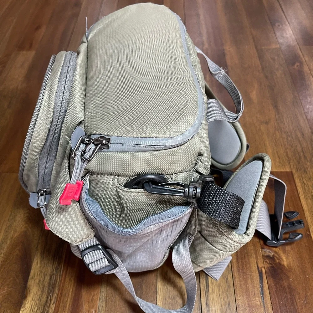 CLIK Green Waist Camera Bag with Black Strap